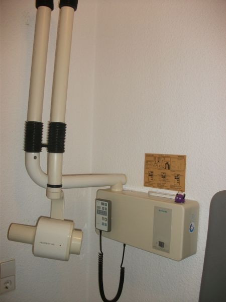 Heliodent DS Kleinröntgengerät mit digitalem Sensor Siemens